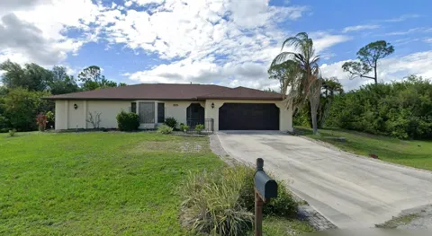 19358 ABHENRY CIRCLE