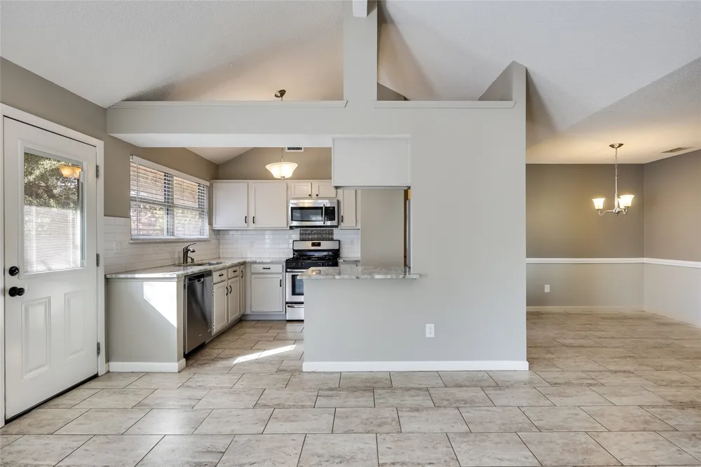 16712 VILLAGE OAK LOOP Austin, TX 78717