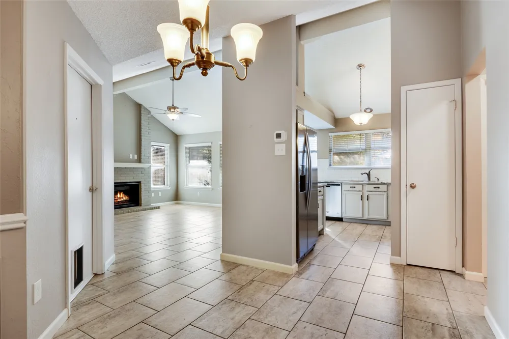 16712 VILLAGE OAK LOOP Austin, TX 78717