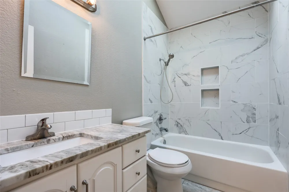 16712 VILLAGE OAK LOOP Austin, TX 78717