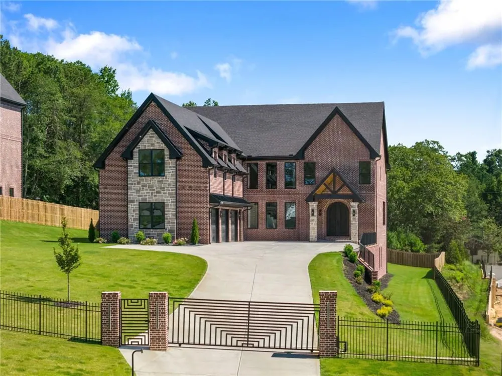 403 Thunder Road Buford, GA 30518