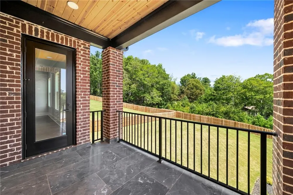 403 Thunder Road Buford, GA 30518