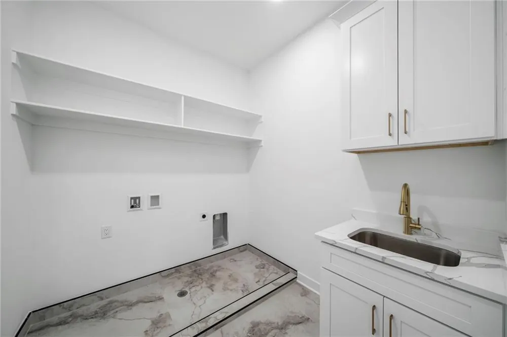 403 Thunder Road Buford, GA 30518