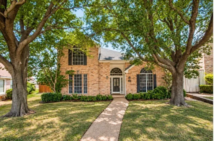 1301 Pagewynne Drive Plano, TX 75093