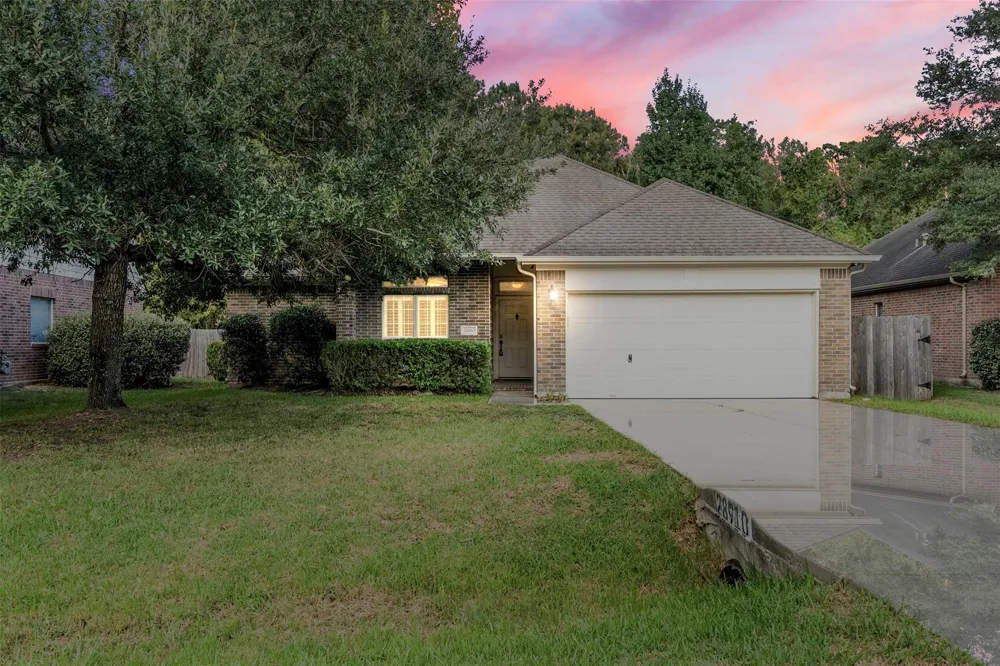 28910 Hidden Lake Court Magnolia, TX 77354