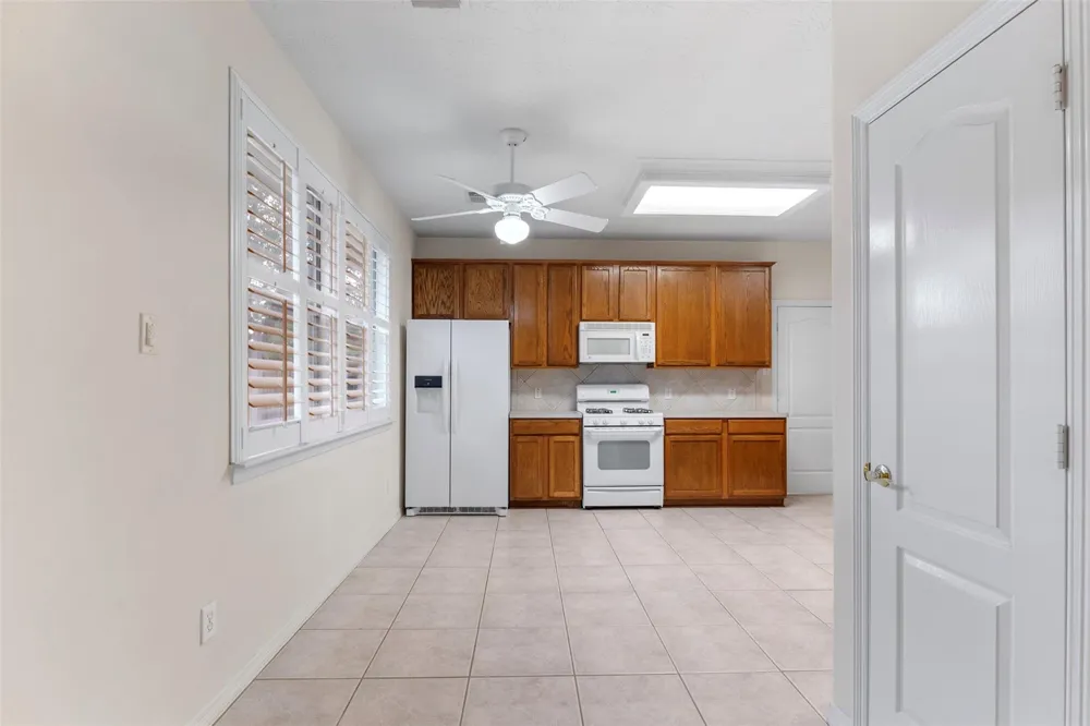28910 Hidden Lake Court Magnolia, TX 77354