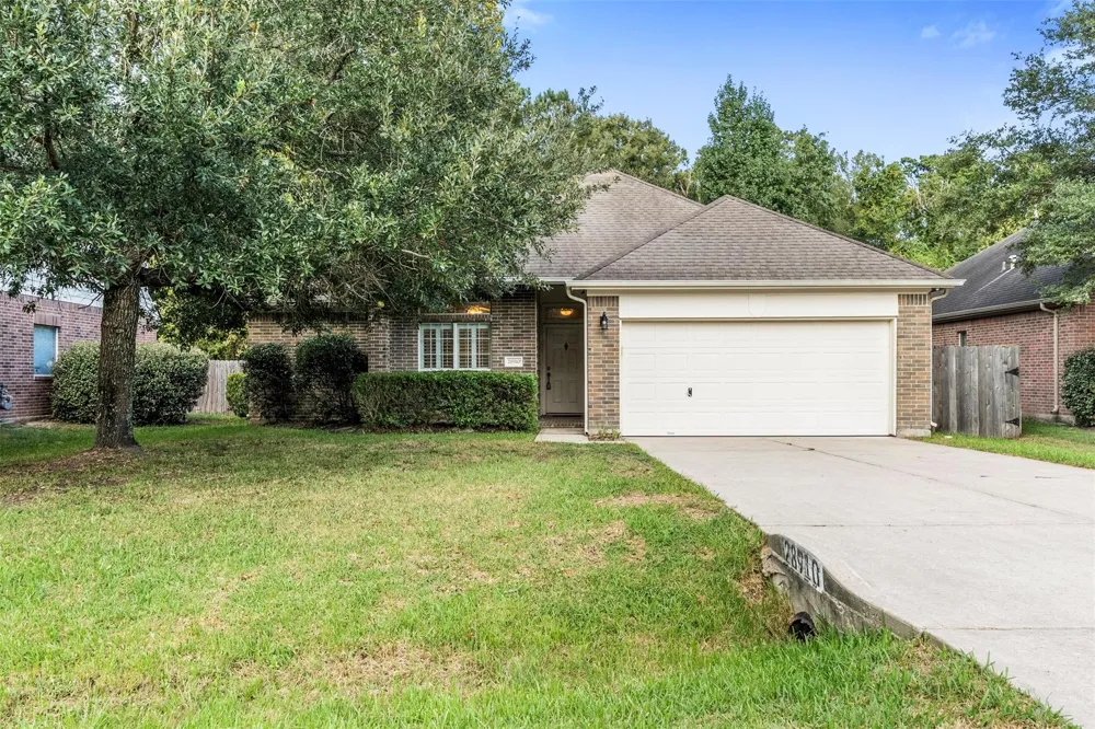 28910 Hidden Lake Court Magnolia, TX 77354
