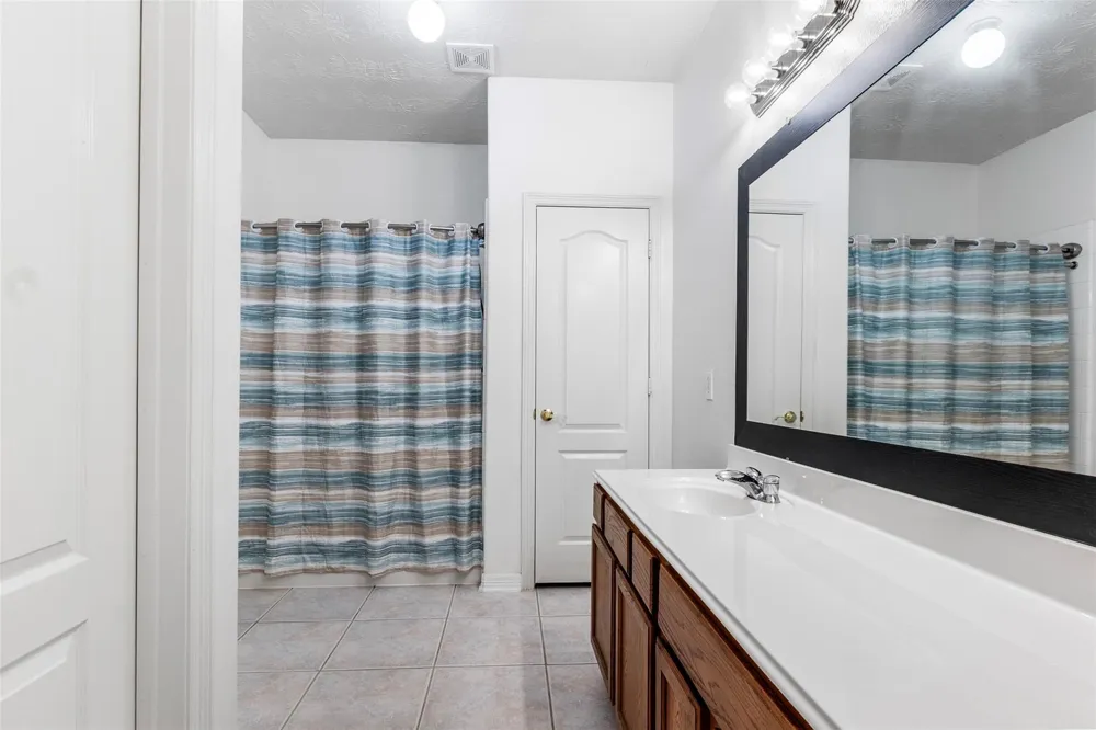 28910 Hidden Lake Court Magnolia, TX 77354