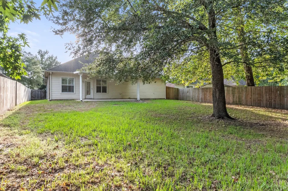 28910 Hidden Lake Court Magnolia, TX 77354