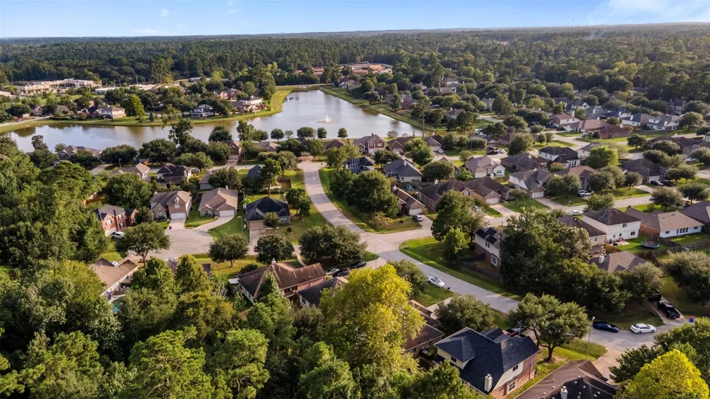 28910 Hidden Lake Court Magnolia, TX 77354