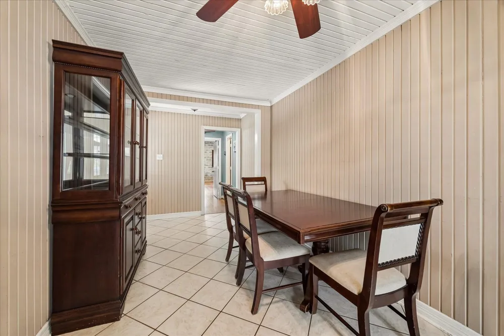 1611 Gardenia Drive Houston, TX 77018