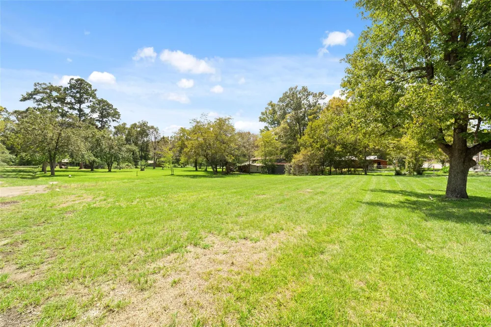 309 2nd Street Livingston, TX 77351