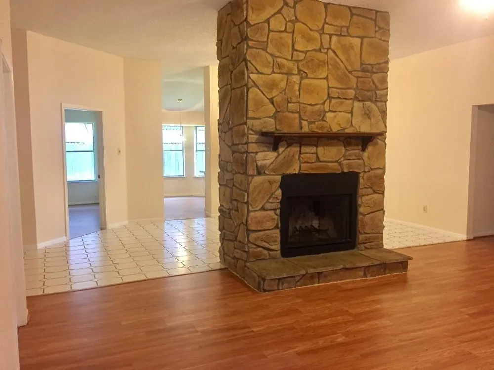 9922 Totem Trl Trail Houston, TX 77064