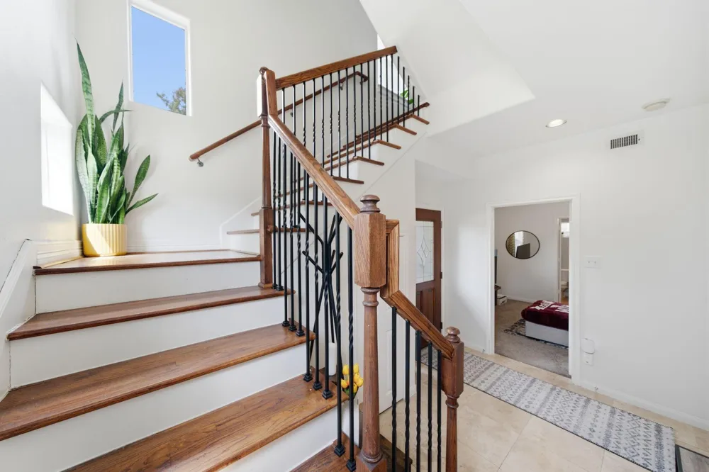 1147 W 24th Street #B Houston, TX 77008