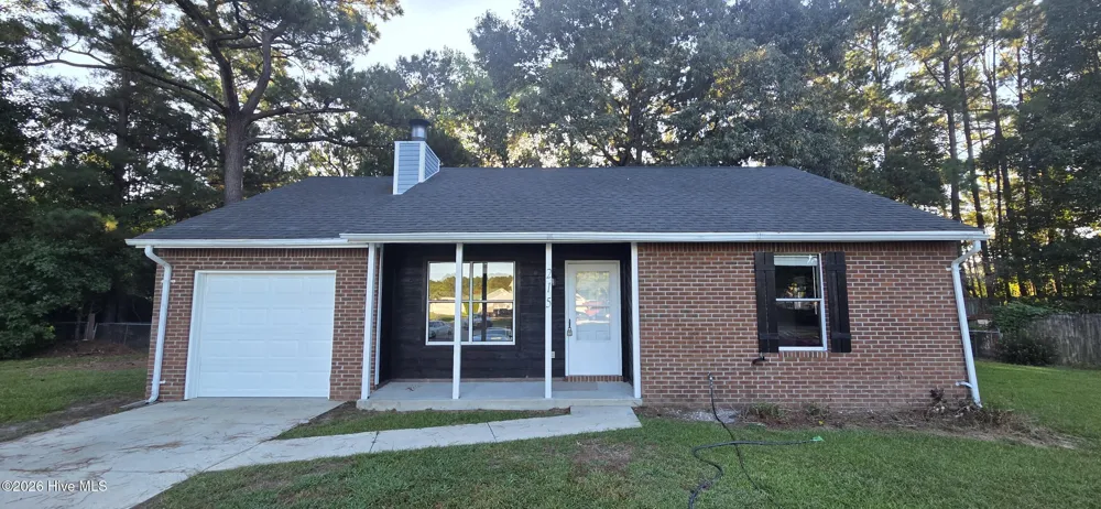 215 Spruce Court Jacksonville, NC 28546