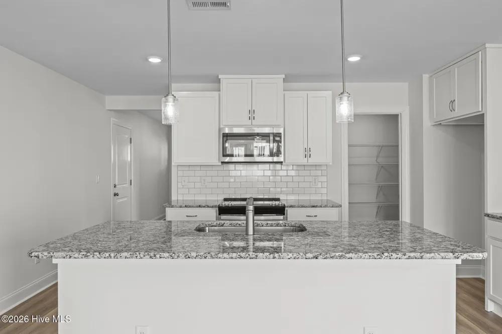 771 Pelican Cove Way SE #212 Southport, NC 28461