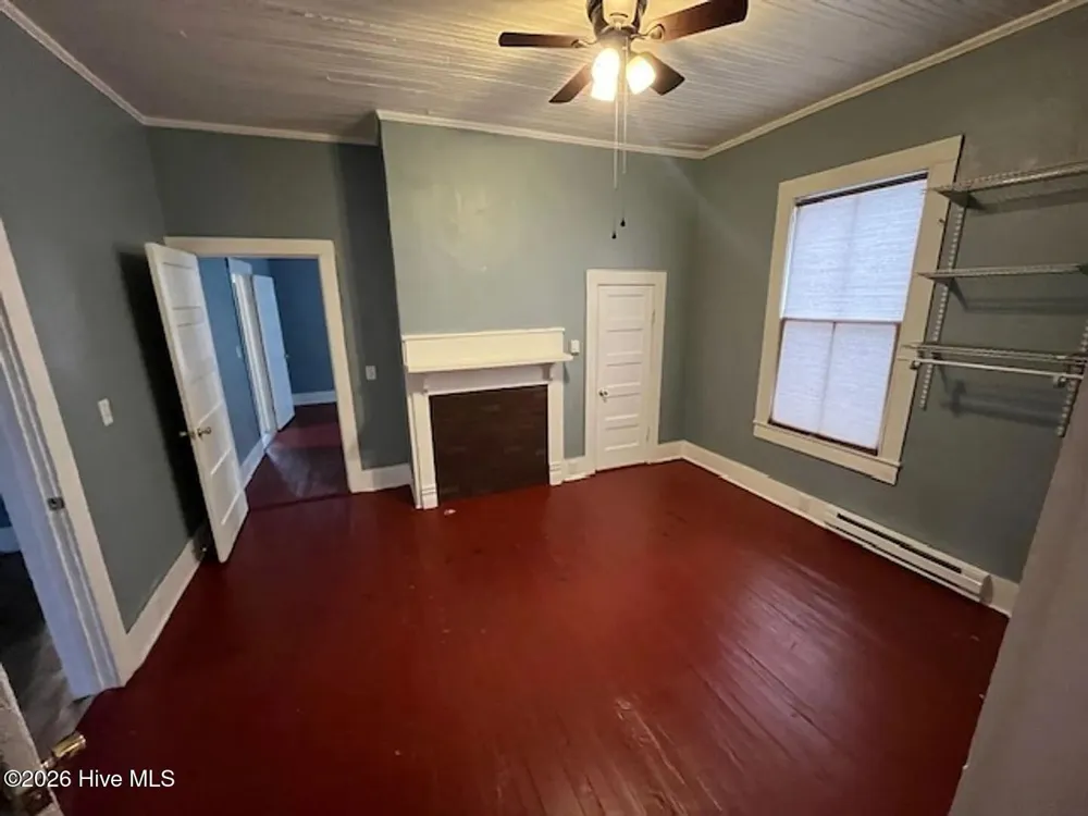 305 Stough Al Alley Kinston, NC 28501