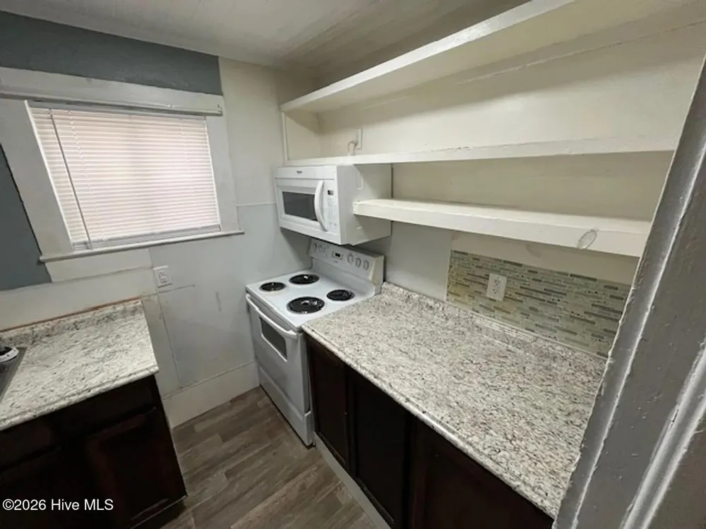 305 Stough Al Alley Kinston, NC 28501