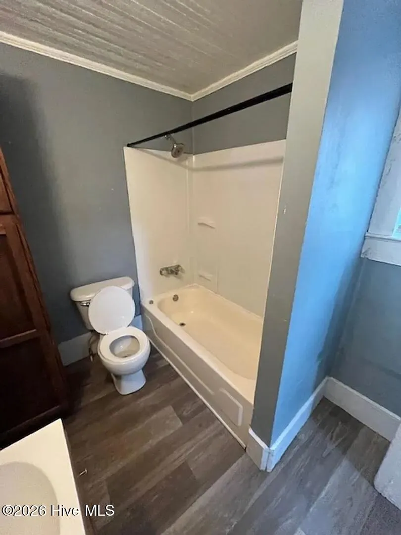 305 Stough Al Alley Kinston, NC 28501