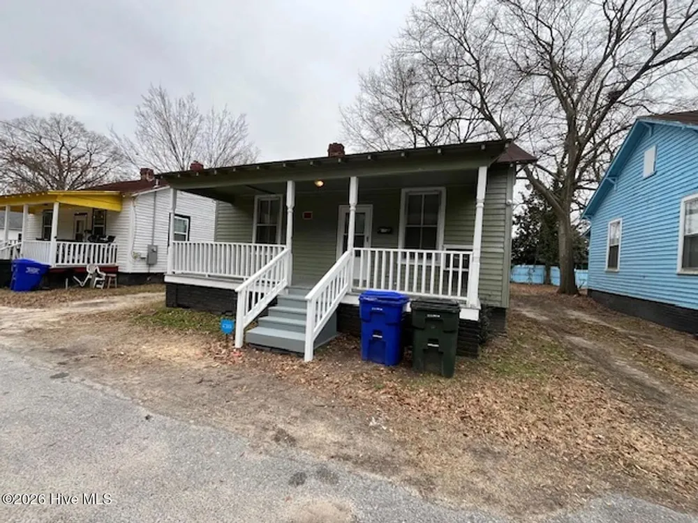 305 Stough Al Alley Kinston, NC 28501