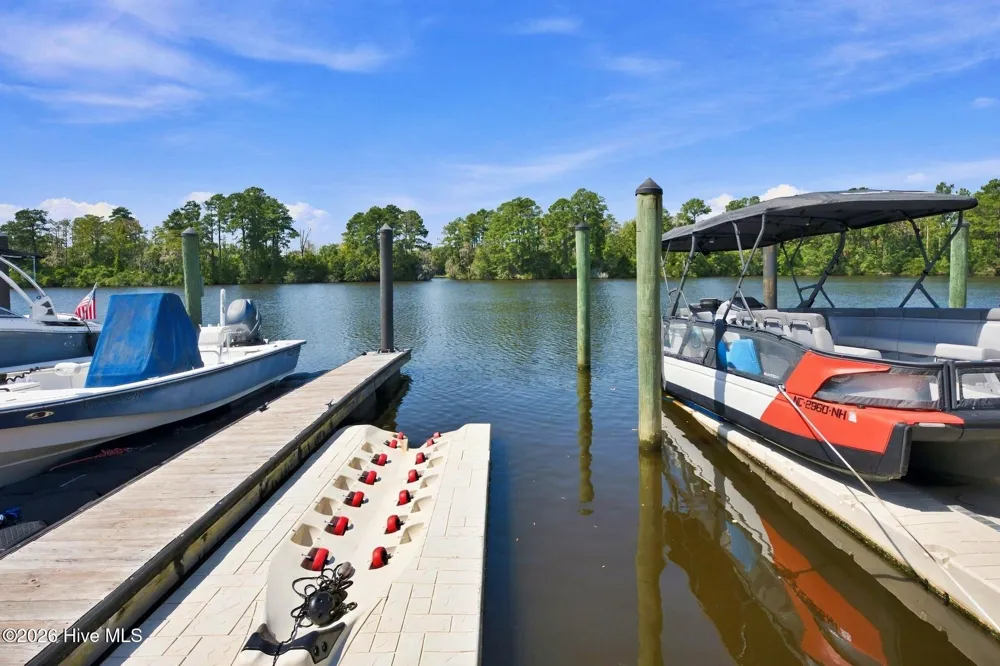 212 Shoreview Drive New Bern, NC 28562