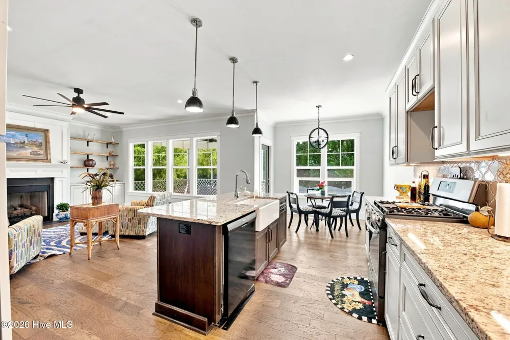 212 Shoreview Drive New Bern, NC 28562