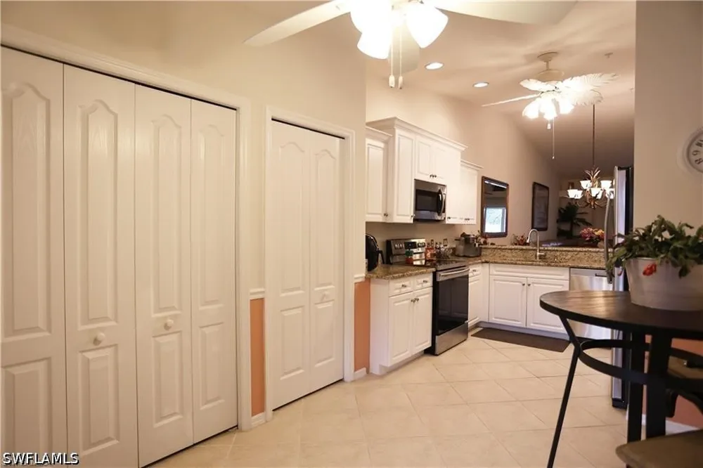 Cypress Trace Circle #2423R Naples, FL 34119