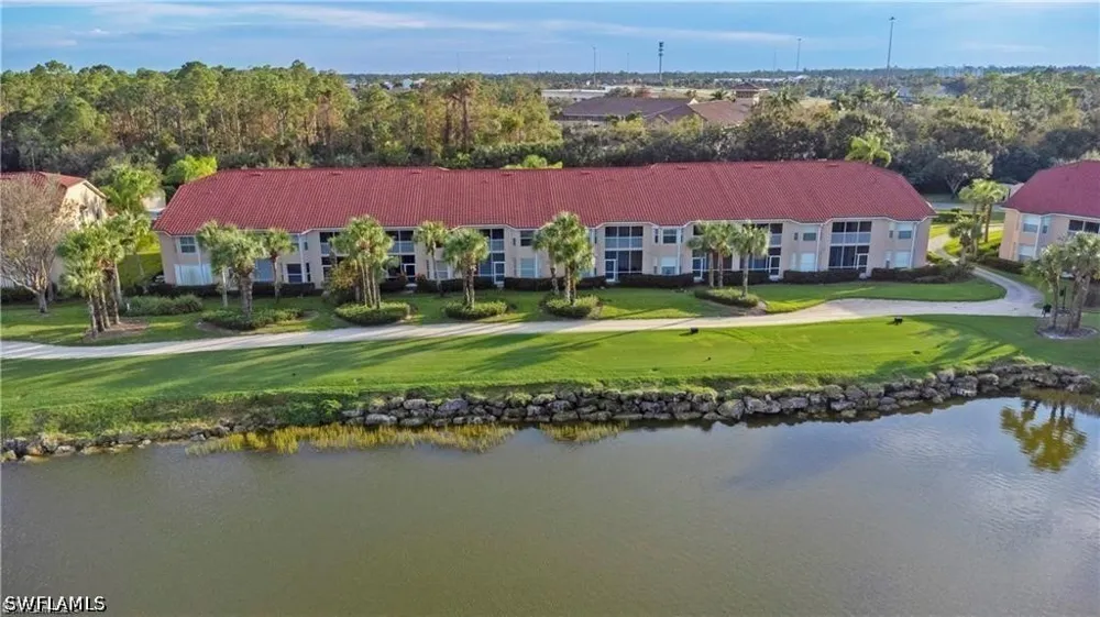 Cypress Trace Circle #2423R Naples, FL 34119