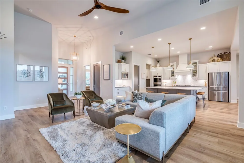 1144 Bunker Ranch Boulevard Dripping Springs, TX 78620