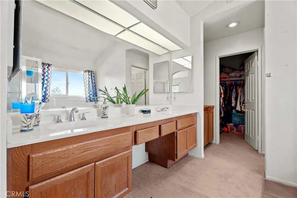 37647 Spectrum Lane Palmdale, CA 93552