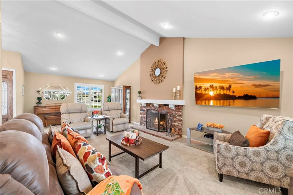 9735 Hibiscus Avenue Fountain Valley, CA 92708