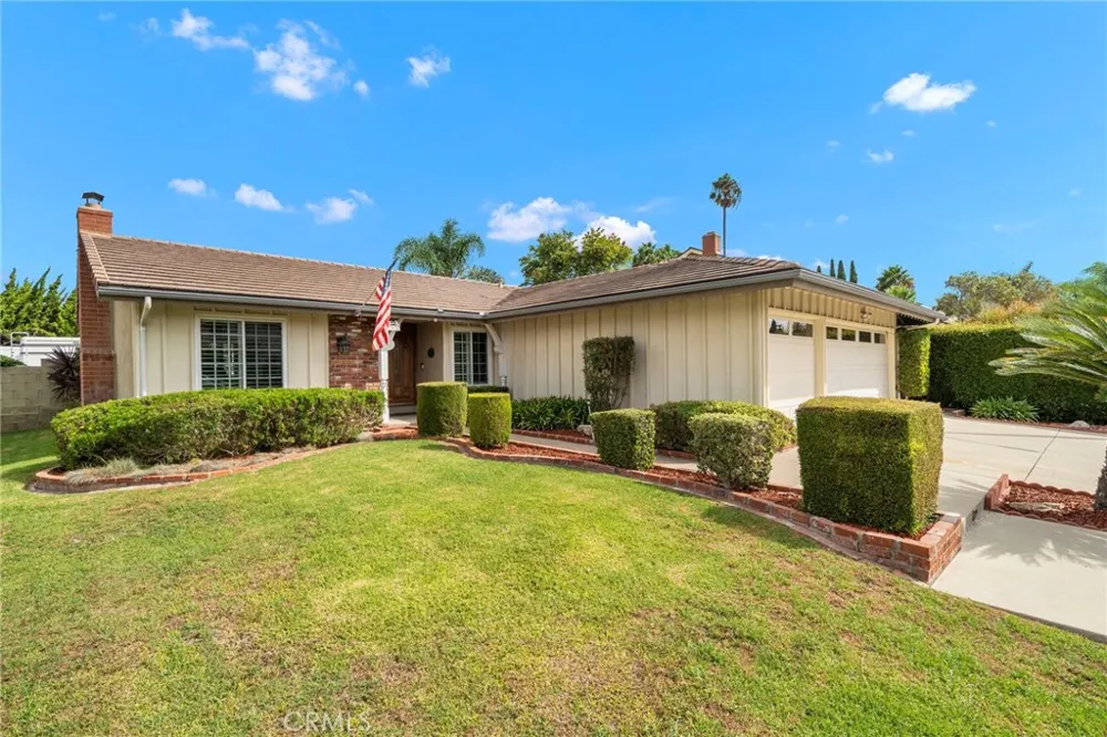 9735 Hibiscus Avenue Fountain Valley, CA 92708