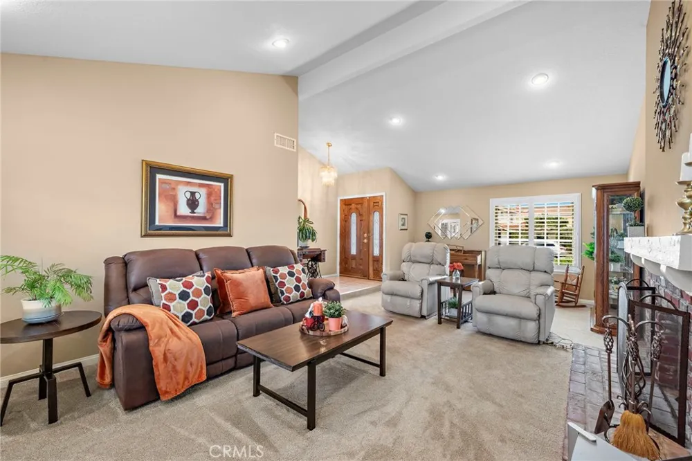9735 Hibiscus Avenue Fountain Valley, CA 92708