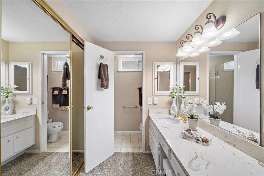 9735 Hibiscus Avenue Fountain Valley, CA 92708