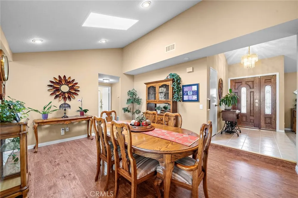9735 Hibiscus Avenue Fountain Valley, CA 92708