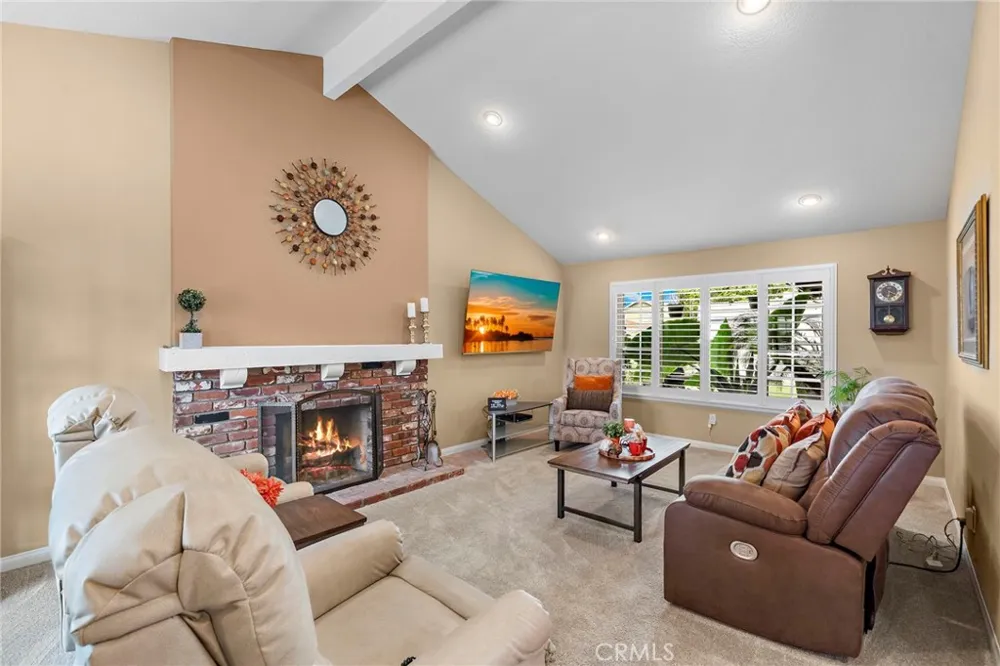 9735 Hibiscus Avenue Fountain Valley, CA 92708