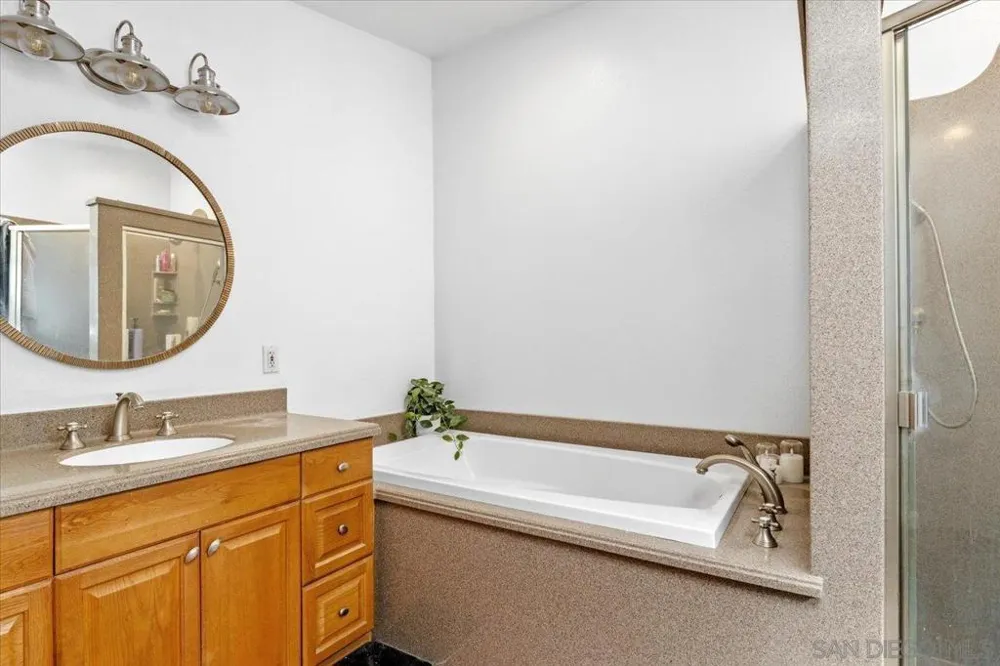 3620 Foxley Dr Escondido, CA 92027