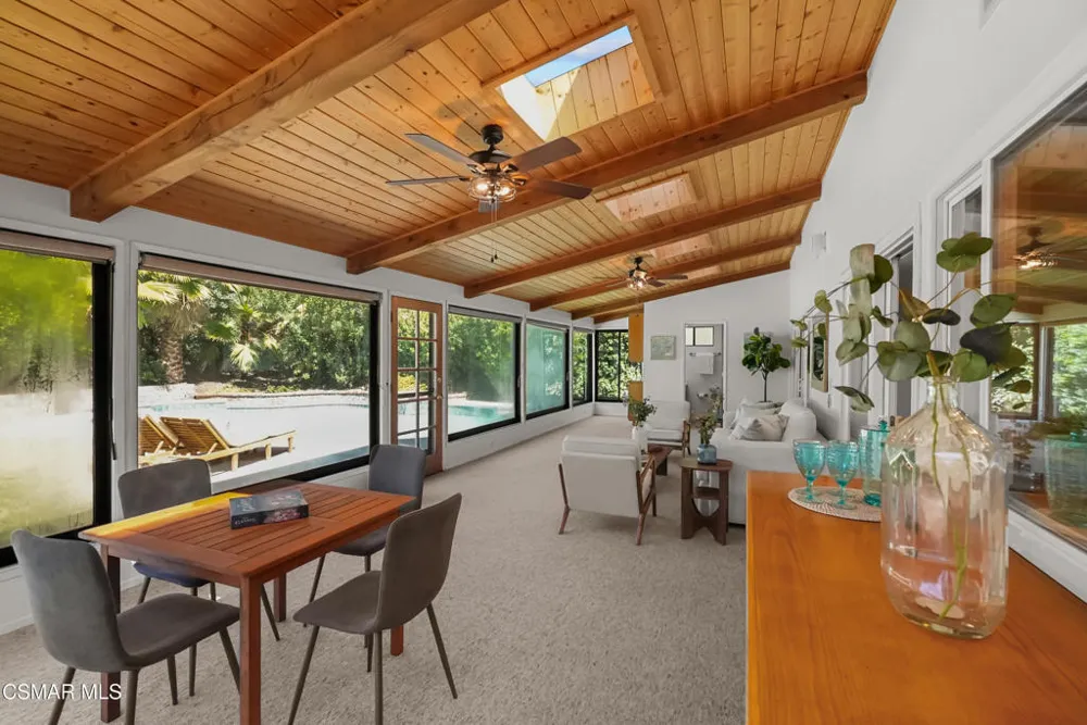 6403 Bayberry Street Oak Park, CA 91377