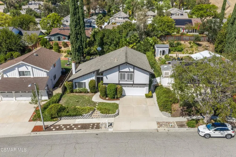 6403 Bayberry Street Oak Park, CA 91377