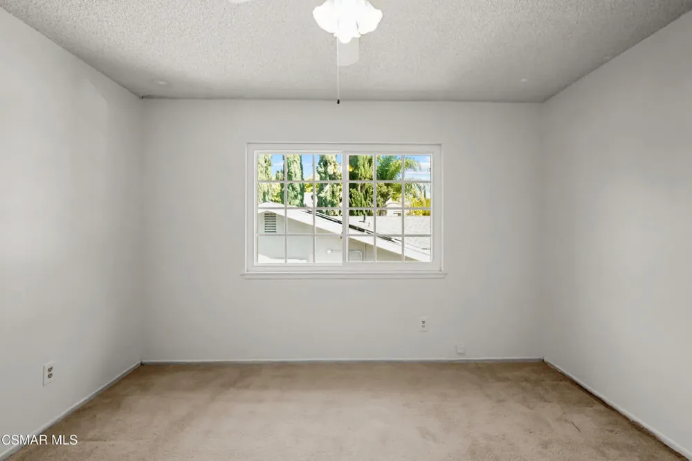 6403 Bayberry Street Oak Park, CA 91377