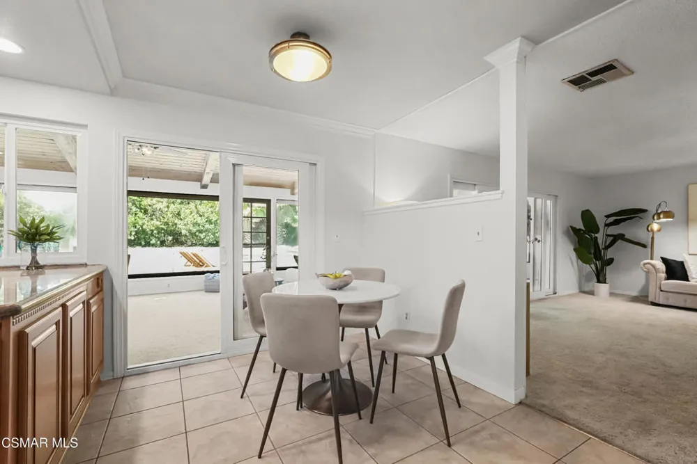 6403 Bayberry Street Oak Park, CA 91377