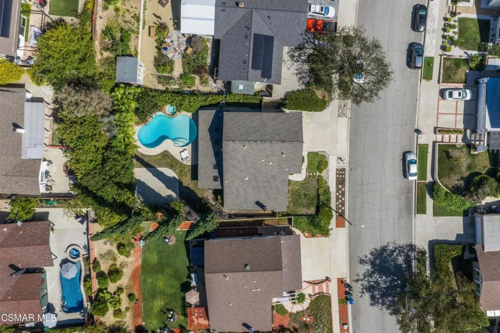 6403 Bayberry Street Oak Park, CA 91377