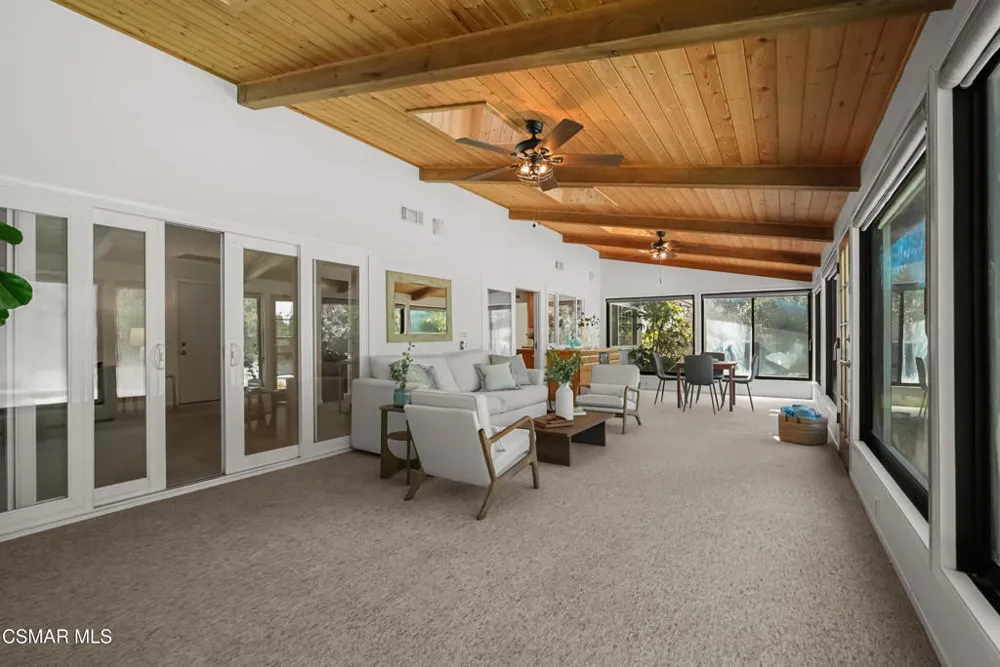 6403 Bayberry Street Oak Park, CA 91377