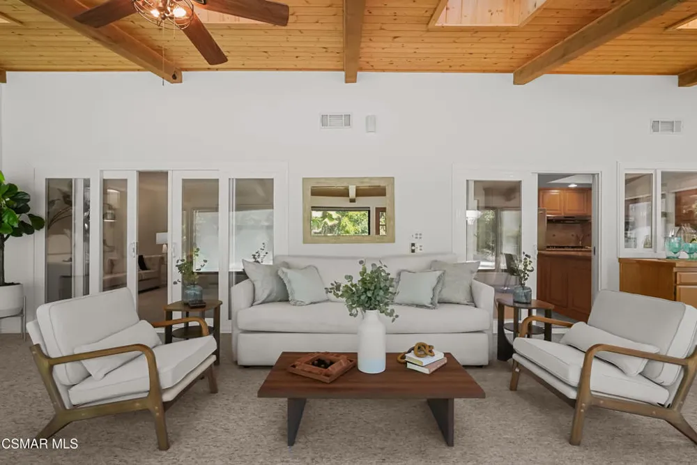 6403 Bayberry Street Oak Park, CA 91377