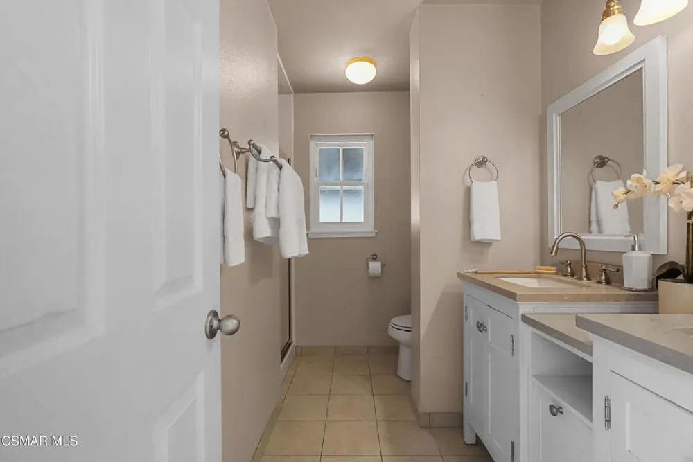 6403 Bayberry Street Oak Park, CA 91377