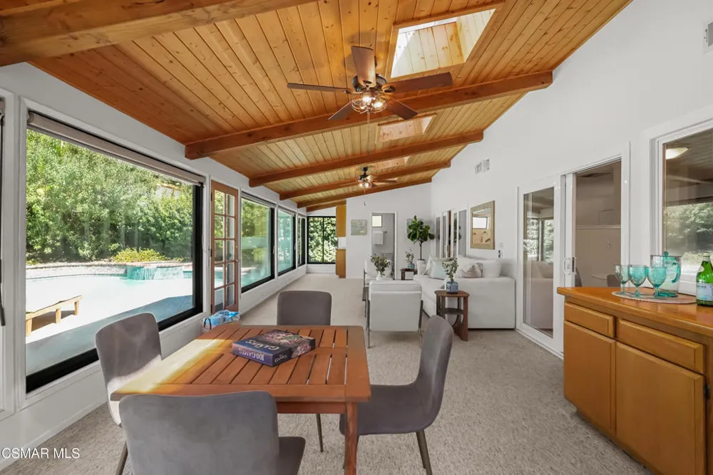 6403 Bayberry Street Oak Park, CA 91377