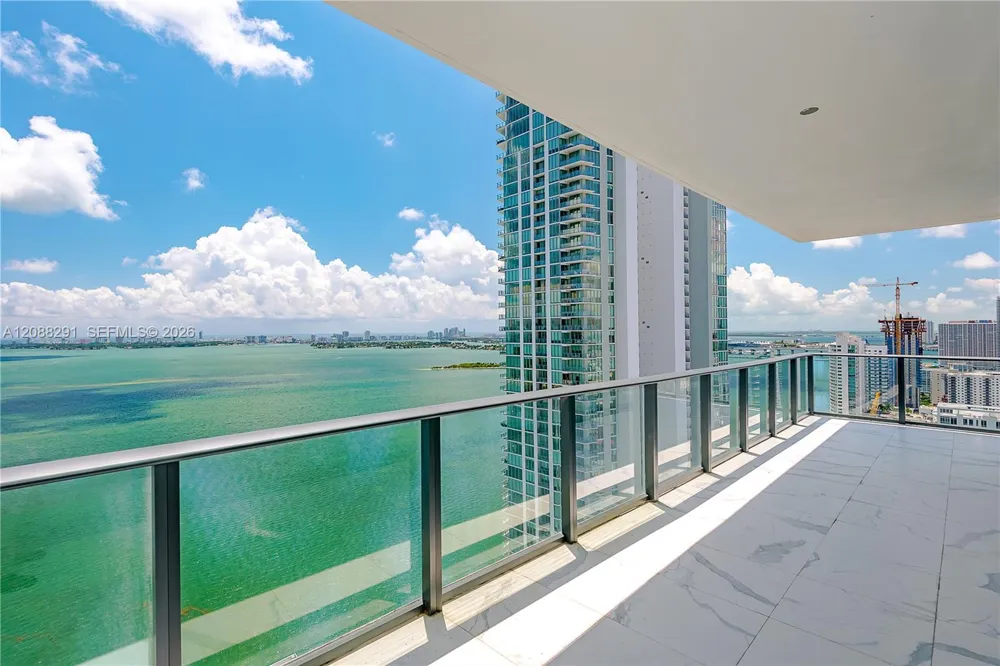 480 NE 31st St #3201 Miami, FL 33137