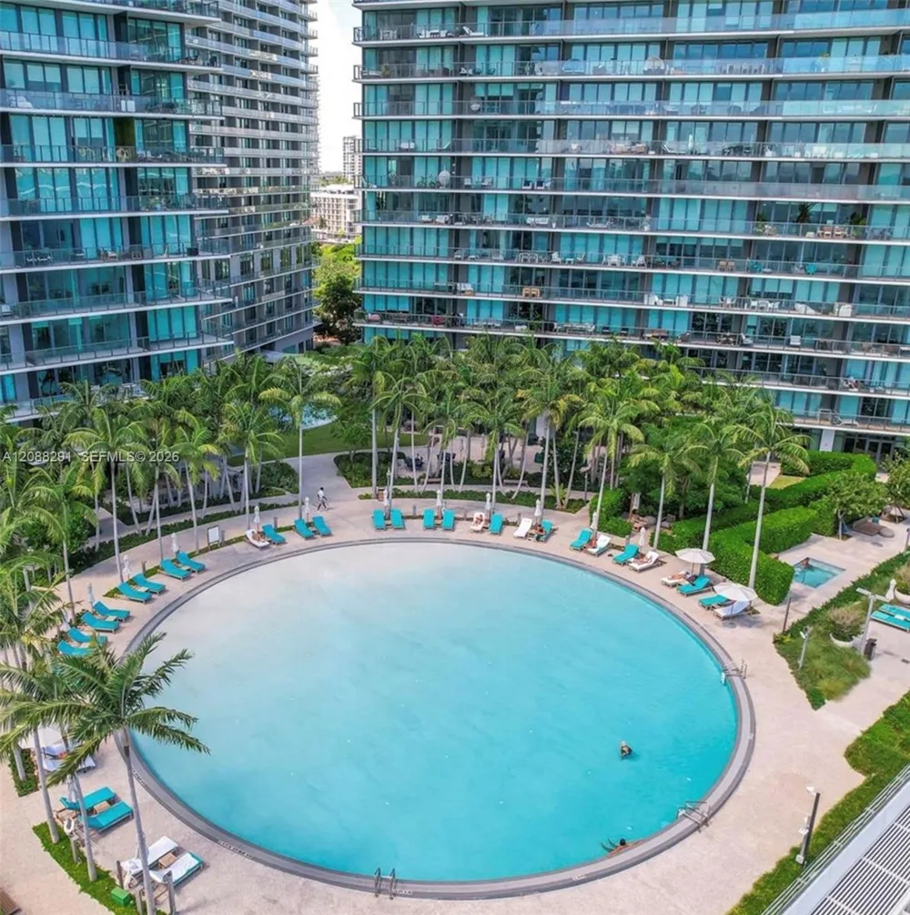 480 NE 31st St #3201 Miami, FL 33137