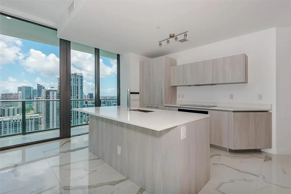 480 NE 31st St #3201 Miami, FL 33137