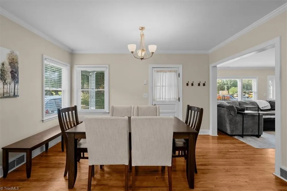 816 Ferndale Boulevard High Point, NC 27262
